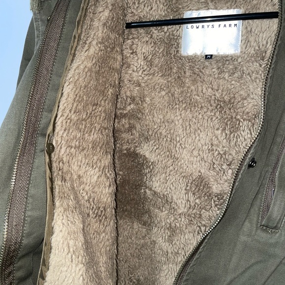 Lowrys farm green parka coat size medium - Picture 9 of 10